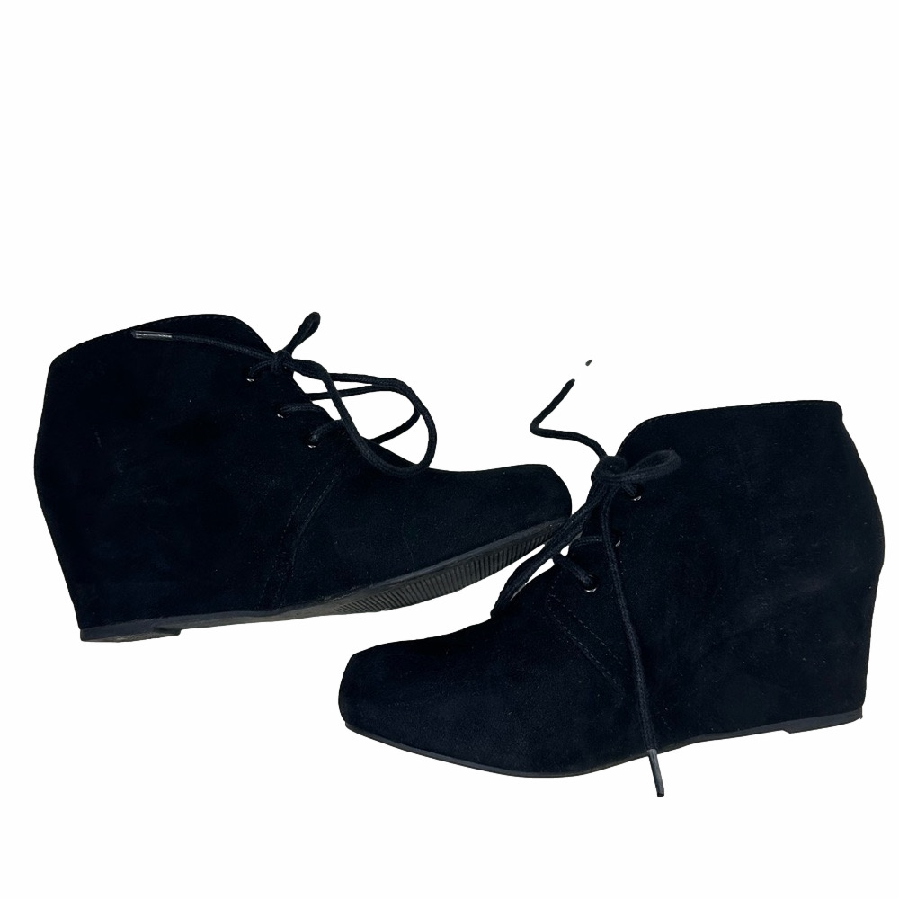 Cupcake Couture Girls Black Wedges Size 2